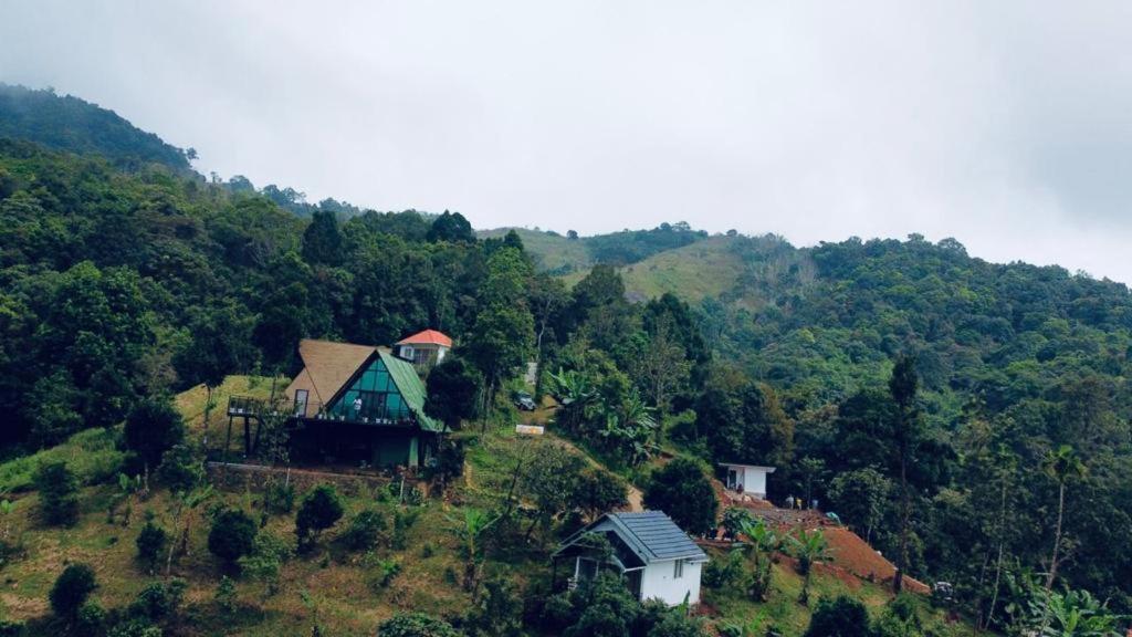 Misty Hideout Kakkadampoyil Exterior foto